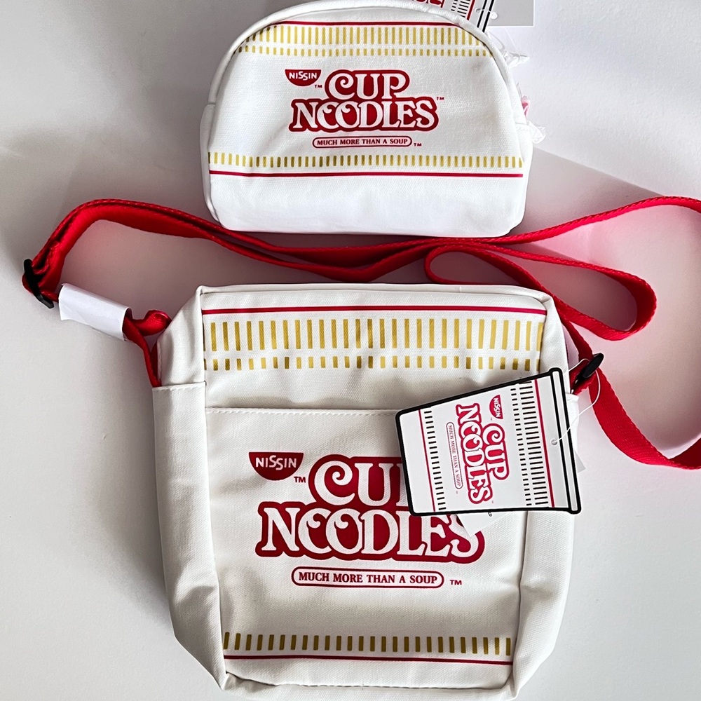 NWT Nissin Cup Noodles White Crossbody Bag & Pouch Set